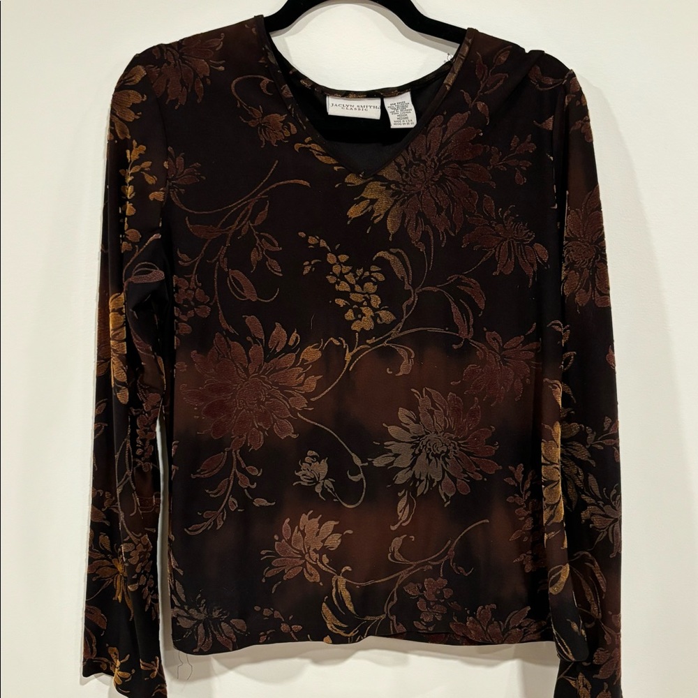 Jaclyn Smith top